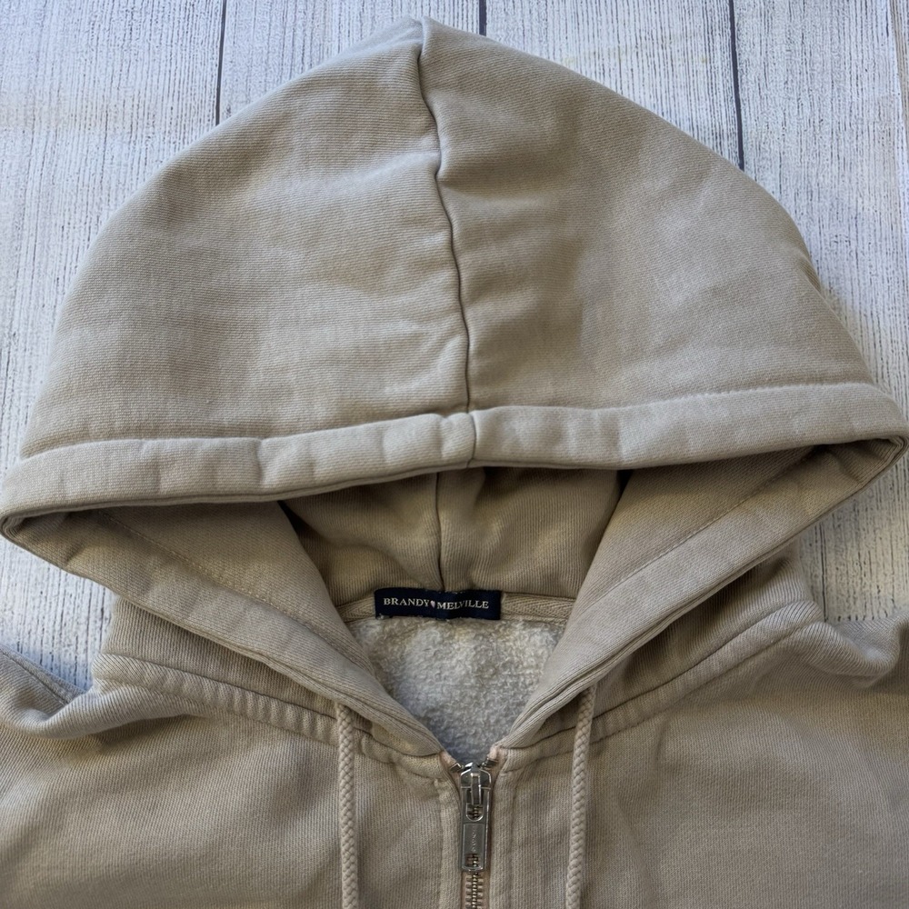 Brandy Melville Zip Up Hoodie OS Beige Tan Full Zip Sweatshirt‎ Fleece Lined - Picture 2 of 6
